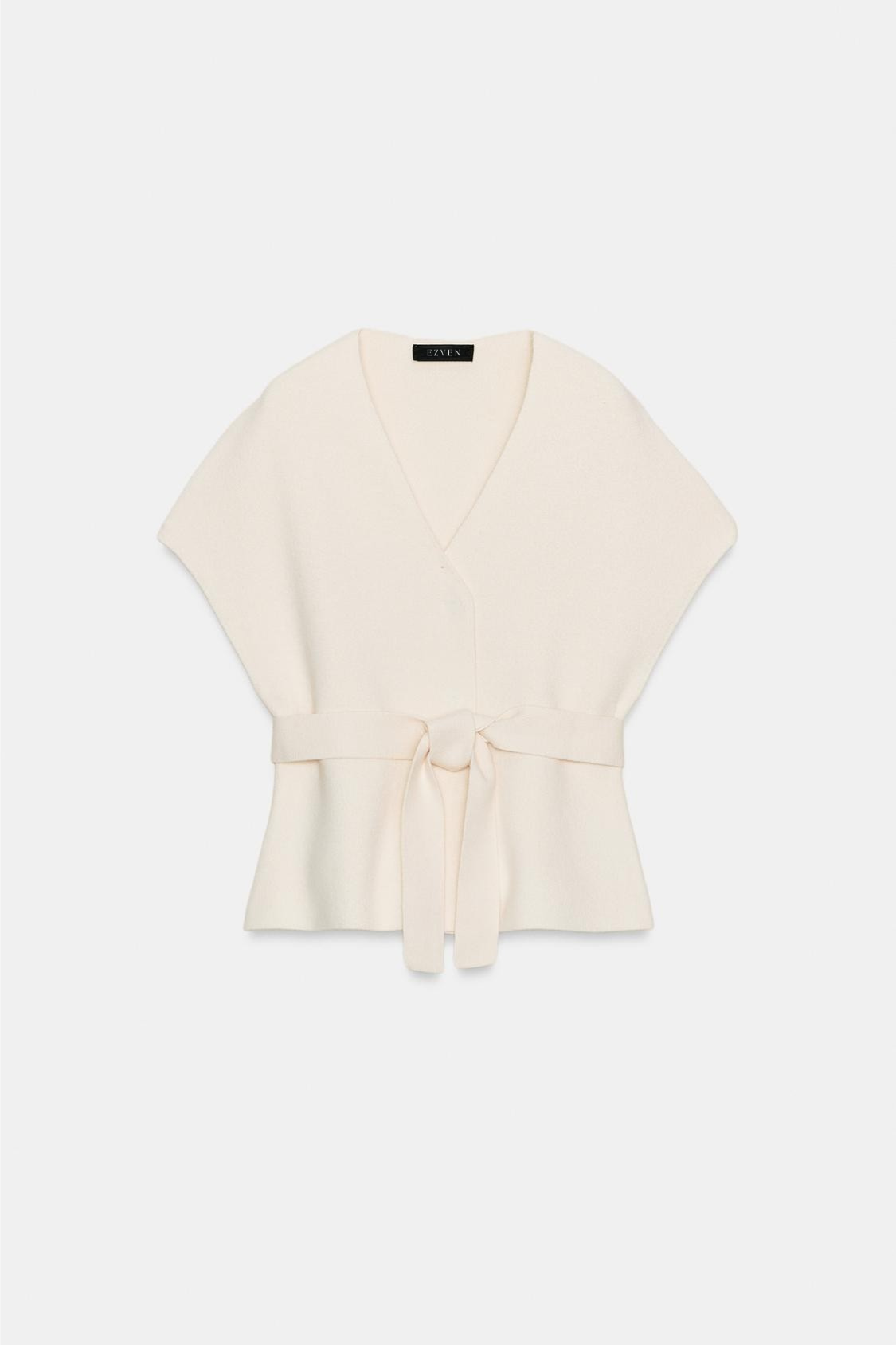 GILET EN MAILLE AVEC CEINTURE